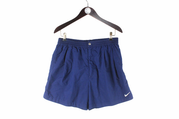 Vintage Nike Shorts Large tennis style swoosh small logo 90s retro classic sport summer shorts