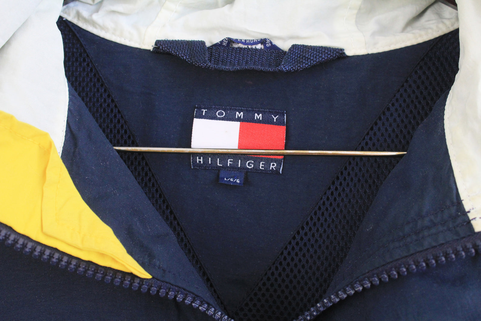 Vintage Tommy Hilfiger Sailing Gear Jacket Large / XLarge – dla dushy