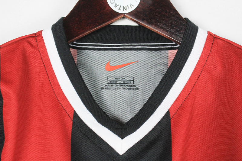 Vintage Nike Jersey T-Shirt Small