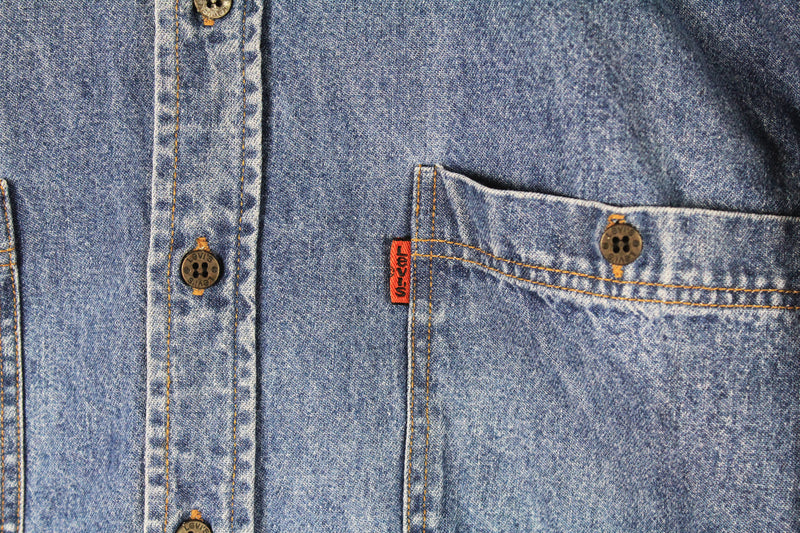 Vintage Levi's Denim Shirt Women's Large