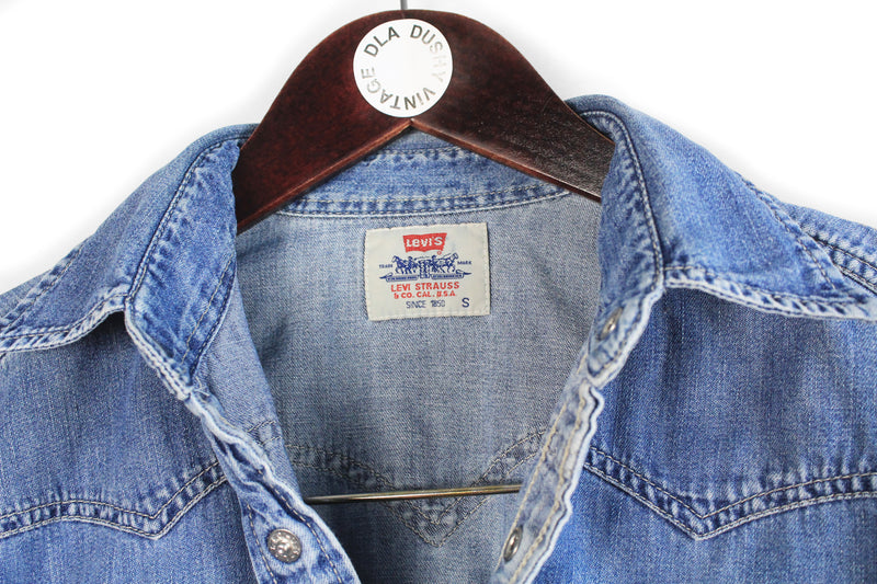 Vintage Levi's Denim Shirt Small