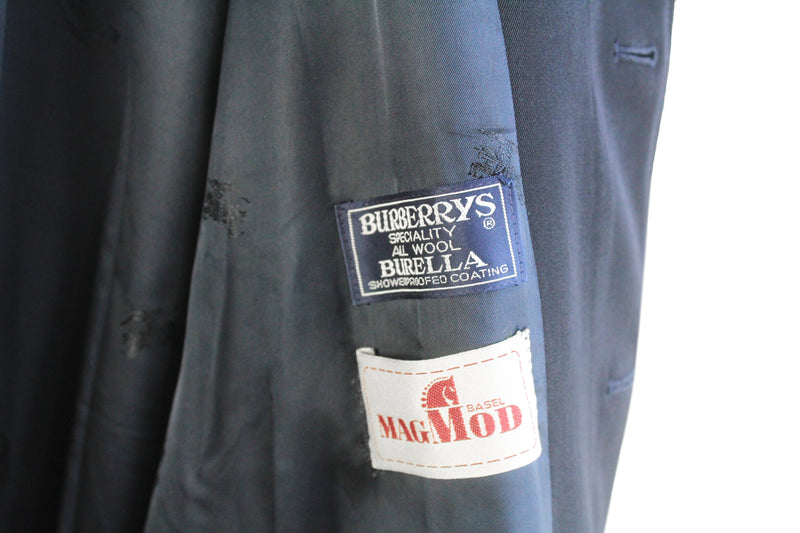 Vintage Burberrys Trench Coat Large