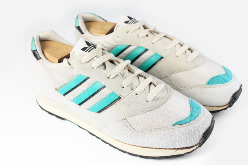Vintage Adidas Sneakers shoes trainers 90s retro sport style casual wear white tennis zrx 90s retro classic