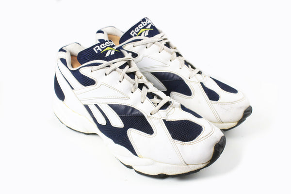 Vintage Reebok Sneakers US 10 white blue 90s retro style trainers classic sport athletic shoes authentic streetwear casual