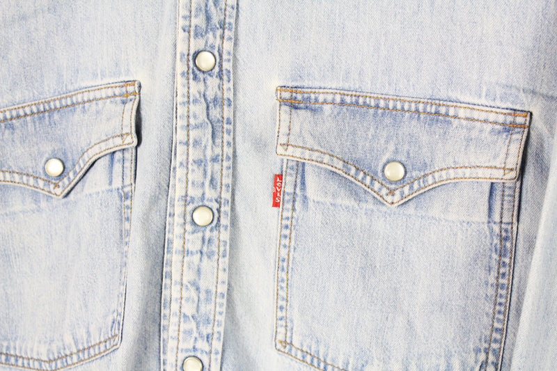 Vintage Levi's Denim Shirt Large