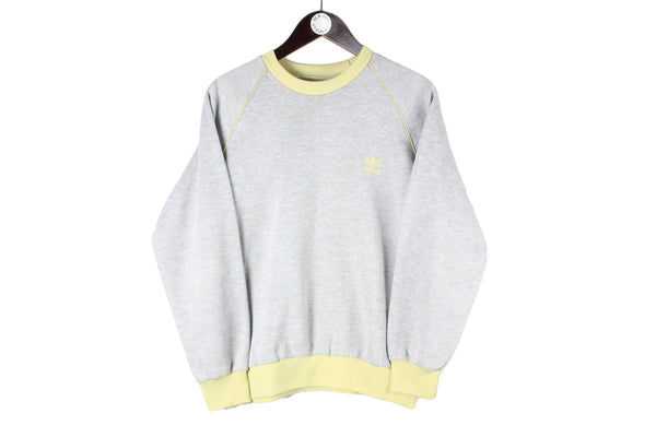 Vintage Adidas Sweatshirt Small gray yellow small logo 90s retro crewneck sport style jumper