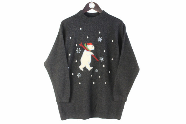 Vintage United Colors of Benetton Sweater Women’s Small / Medium Oversized polar bear ski style embroidery pattern 90s retro pullover jumper