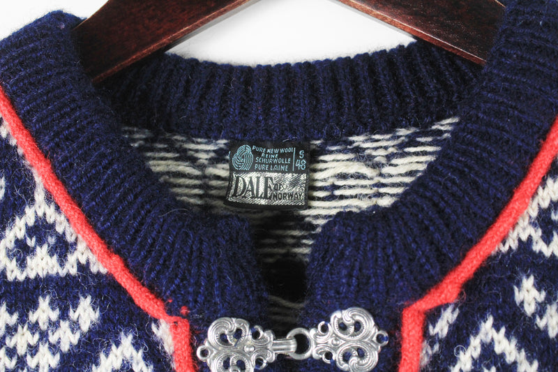 Vintage Dale of Norway Sweater Small