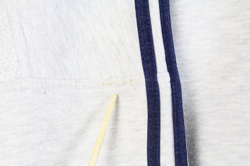 Vintage Adidas Sweatshirt Small