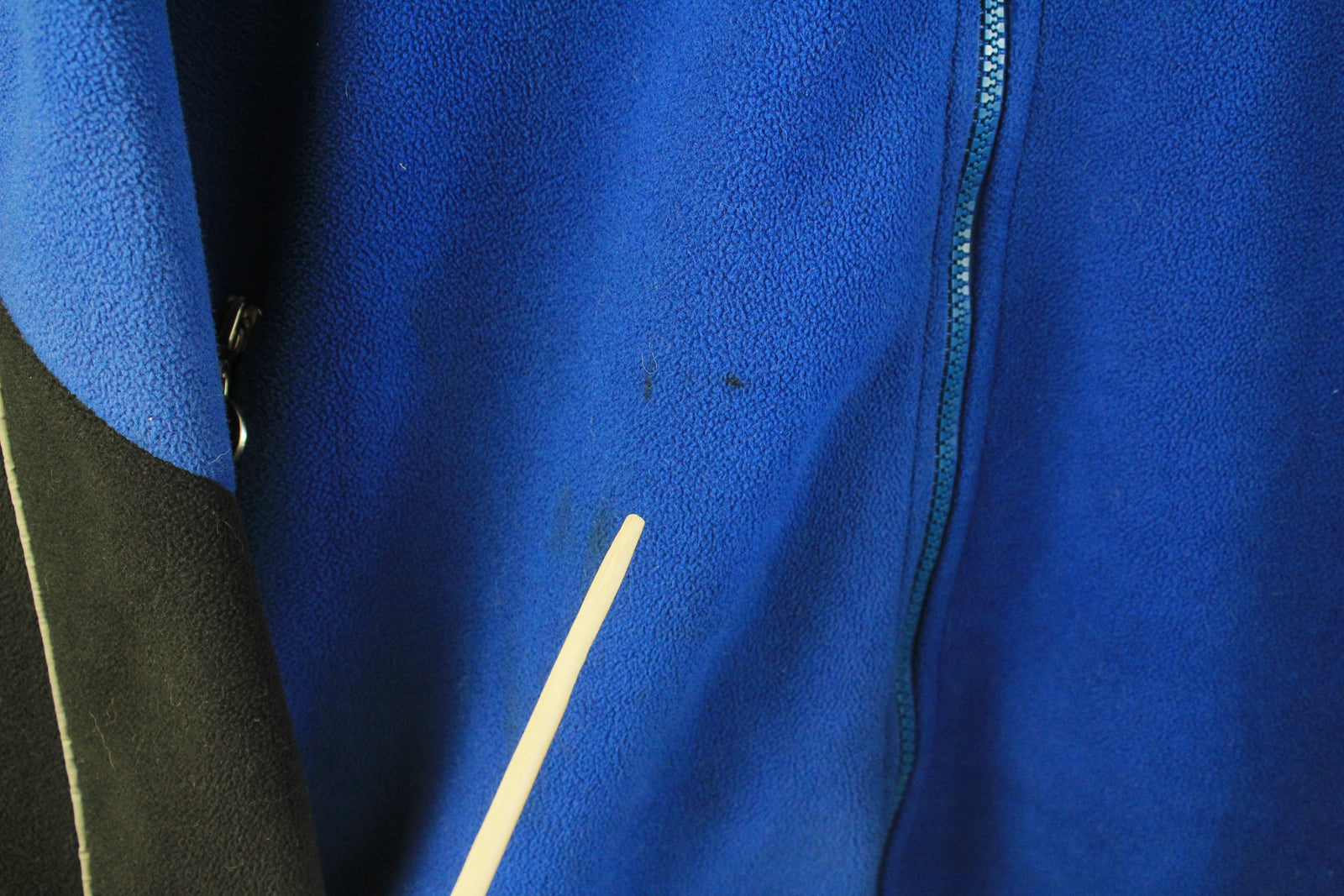 ソル様ブルー Milled French Merino Rib Knit Zip Pullover - Royal Blue