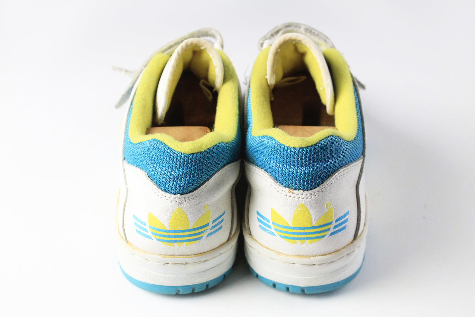 adidas gazelle silver green womens Vintage Adidas Velcro Sneakers Women's US 7 – dla dushy