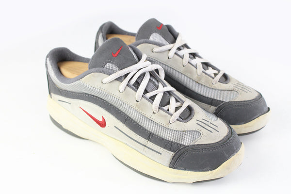 Vintage Nike Sneakers Women's US 6.5 gray 90s retro sport style trainers shoes