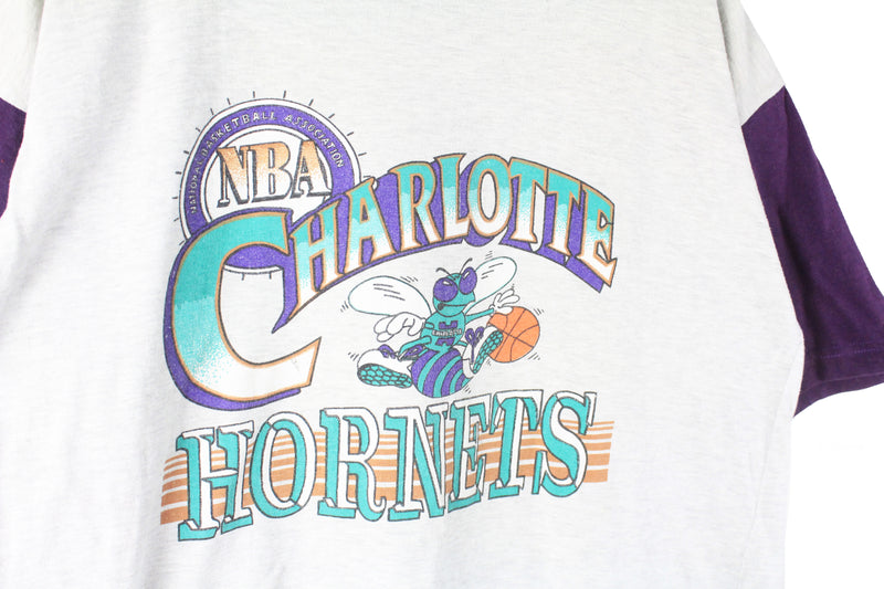 Vintage Charlotte Hornets T-Shirt Medium