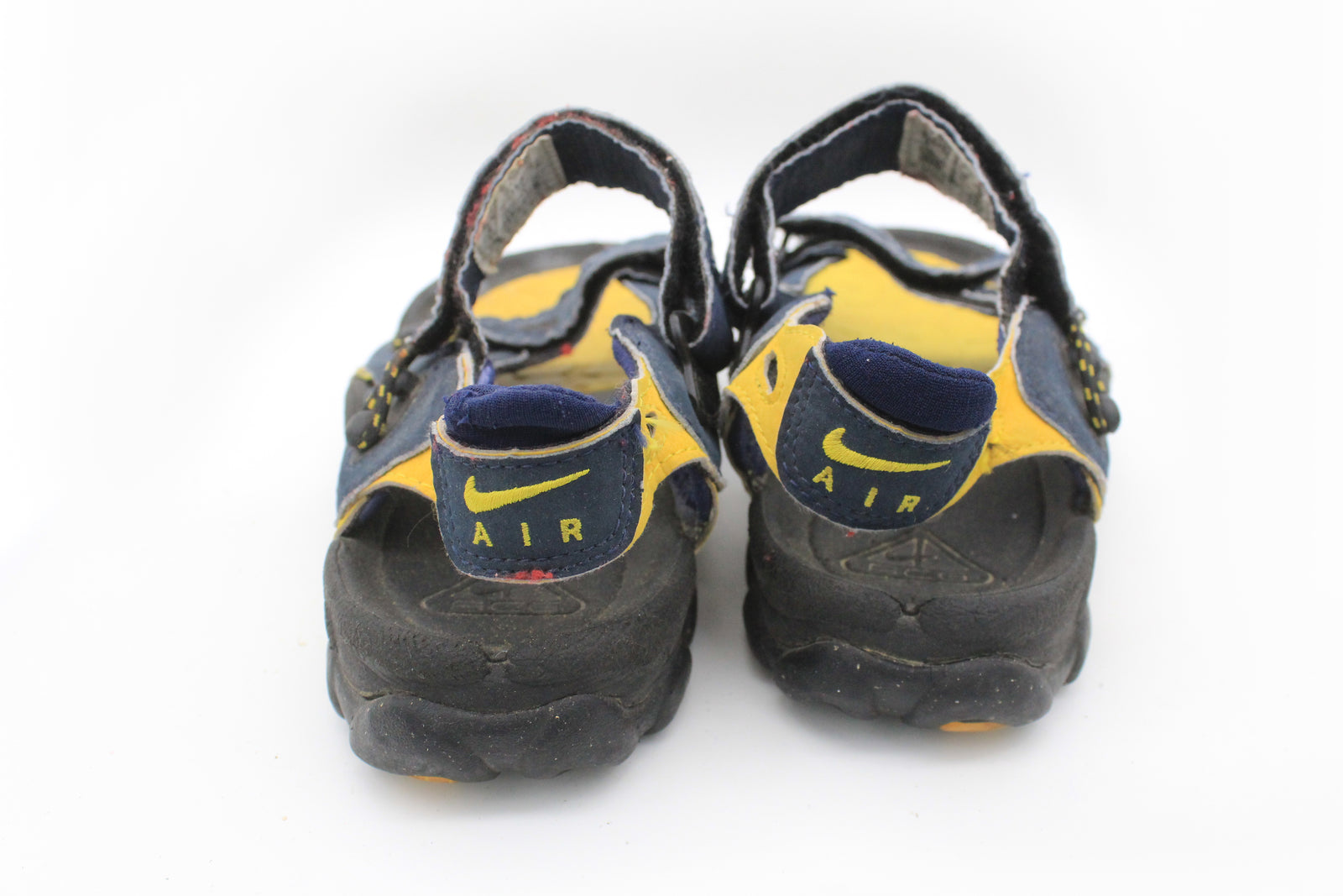 vintage nike acg sandals