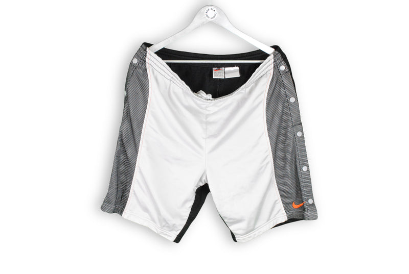 Vintage Nike Shorts Large basketball black white snap button 90s shorts
