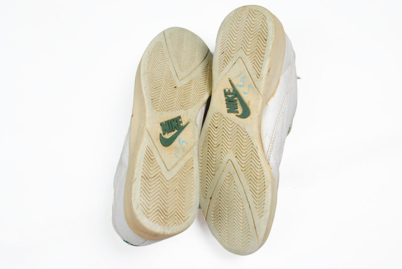 Vintage Nike Tennis Court Shoes US12