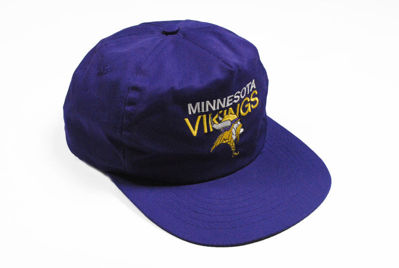 Vintage Minnesota Vikings Cap purple big logo 90s retro NFL hat