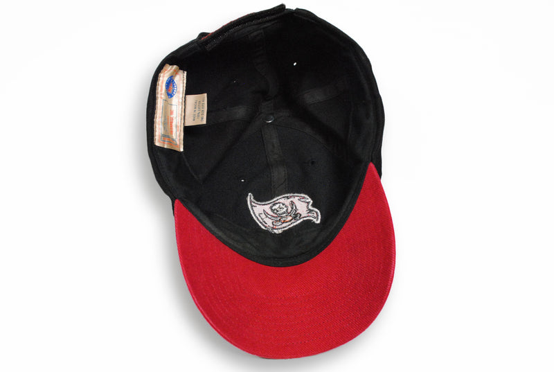 Vintage Tampa Bay Buccaneers NFL Cap