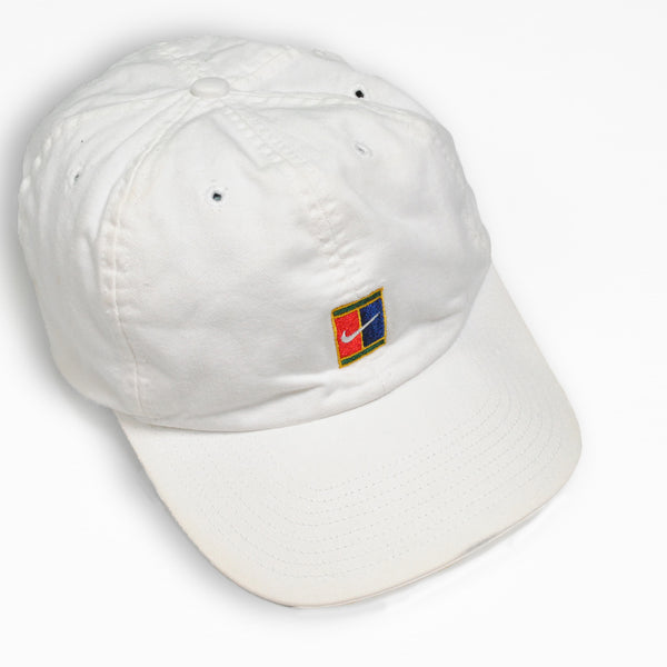 nike court vintage cap