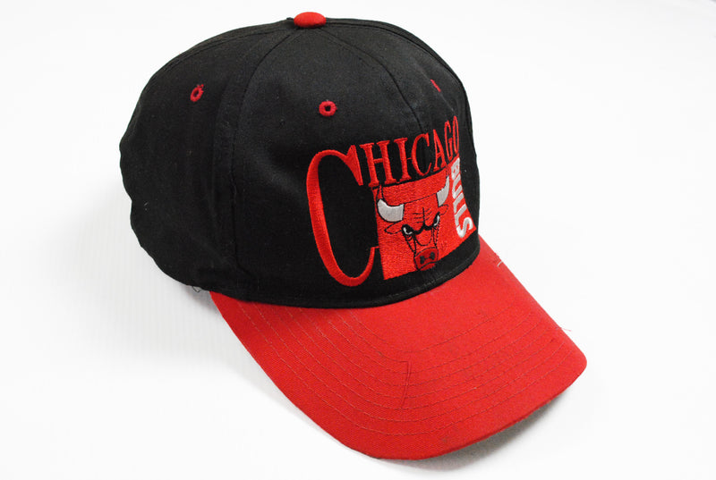 Vintage Chicago Bulls Cap big logo red black 80s hat NBA Basketball 