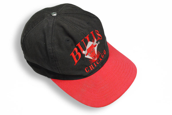 Vintage Chicago Bulls Cap big logo hat black red NBA