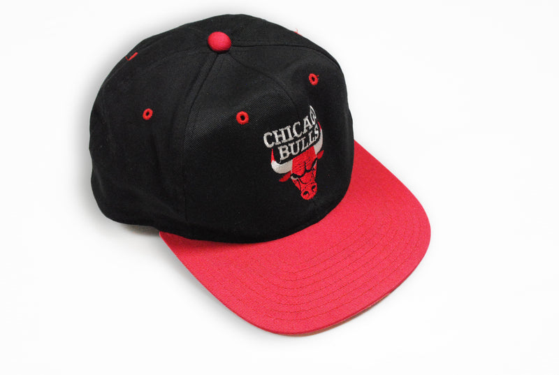 Vintage Chicago Bulls Cap red black big logo hat