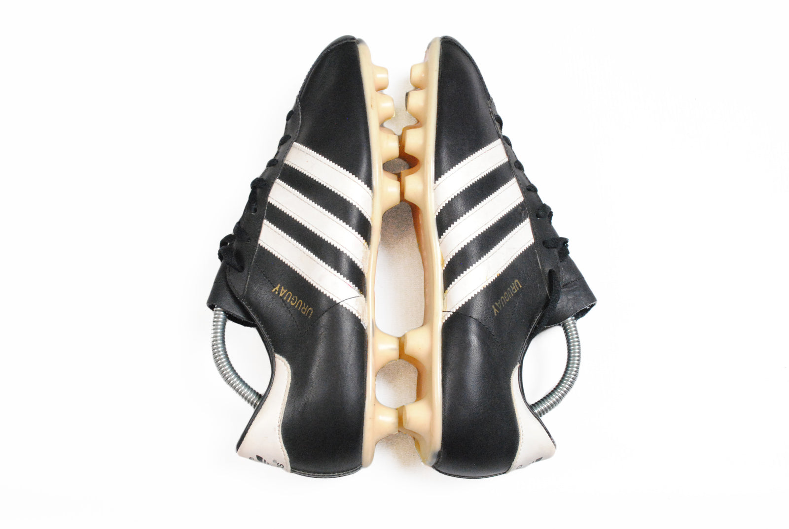 Adidas retro uruguay hotsell