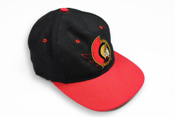 Vintage Ottawa Senators Cap 7 logo black red hat nhl Hockey