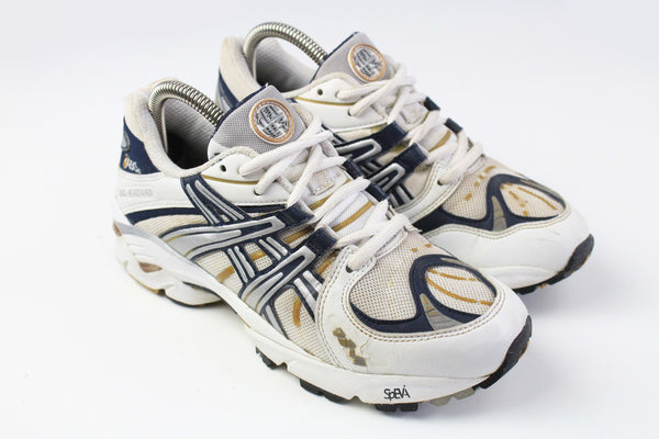 Vintage Asics Gel-Kayano Sneakers Women's US 7 white 90s retro style streetwear running trainers Japan brand shoes