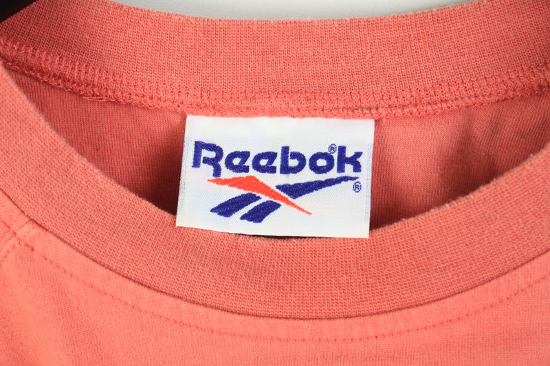 Vintage Reebok Cropped T-Shirt Women's Medium / Large