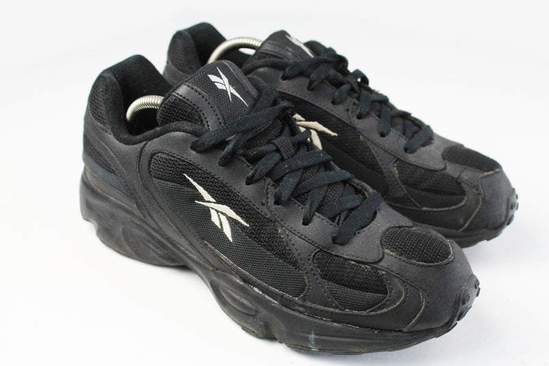 Vintage Reebok Sneakers US 9 black retro sport style 90s shoes