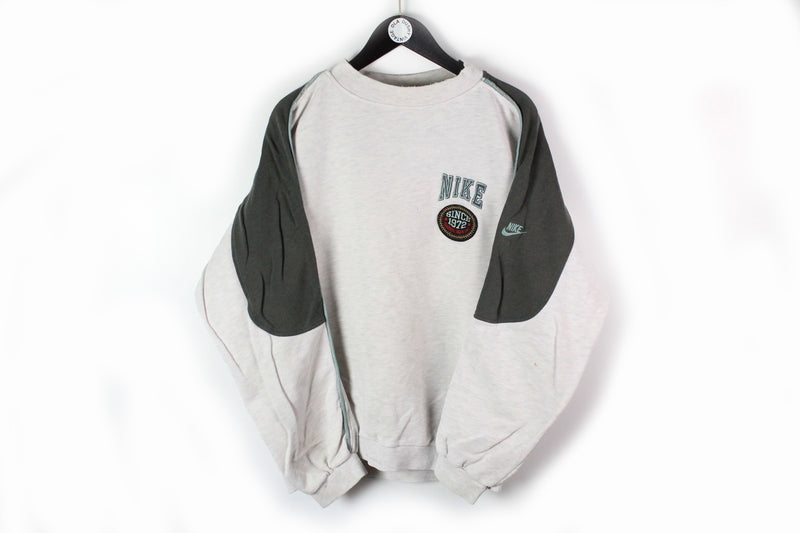 Vintage Nike Sweatshirt Small gray small front logo 90s sport jumper