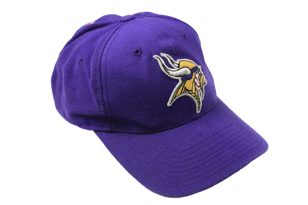 Vintage Vikings Minnesota Cap purple big logo 90s NFL football hat