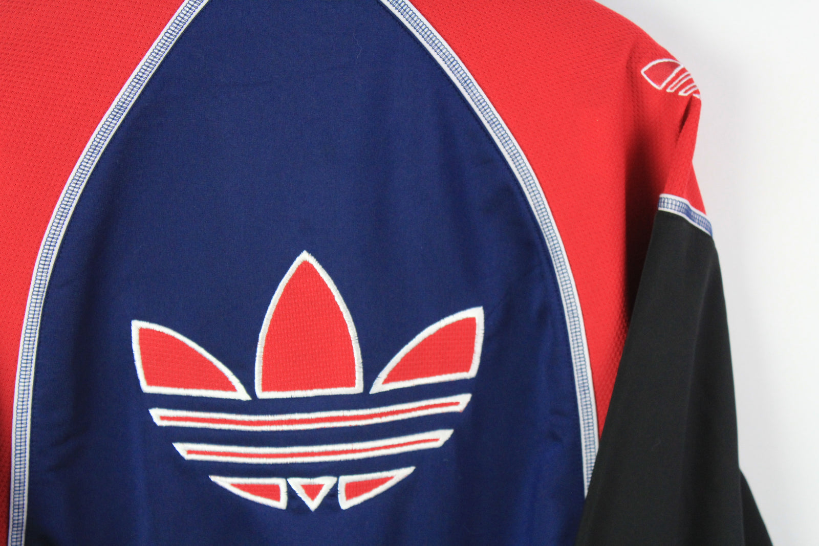 logo adidas vintage