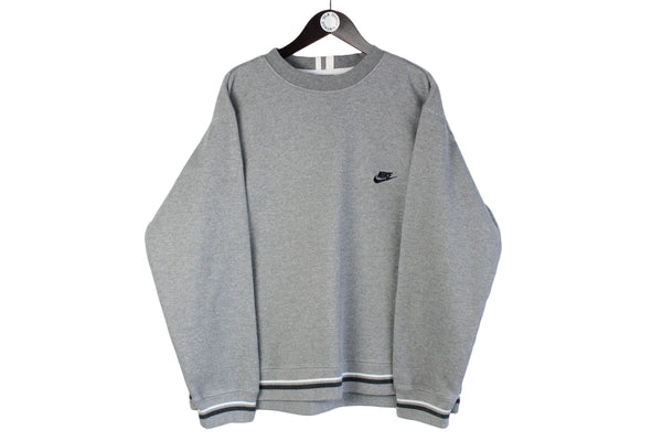 Vintage Nike Sweatshirt  gray small logo crewneck 00s retro sport jumper