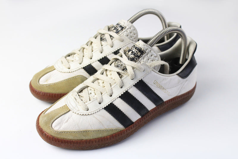 Vintage Adidas Universal Sneakers US 6