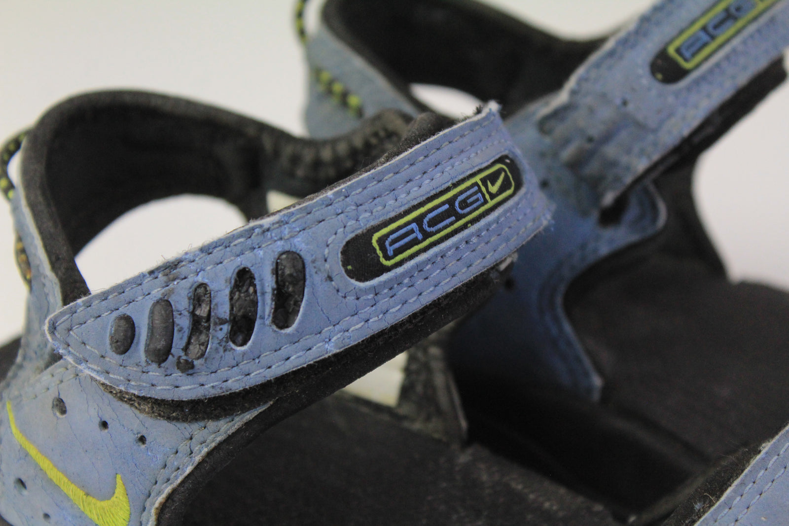nike acg sandals 90s