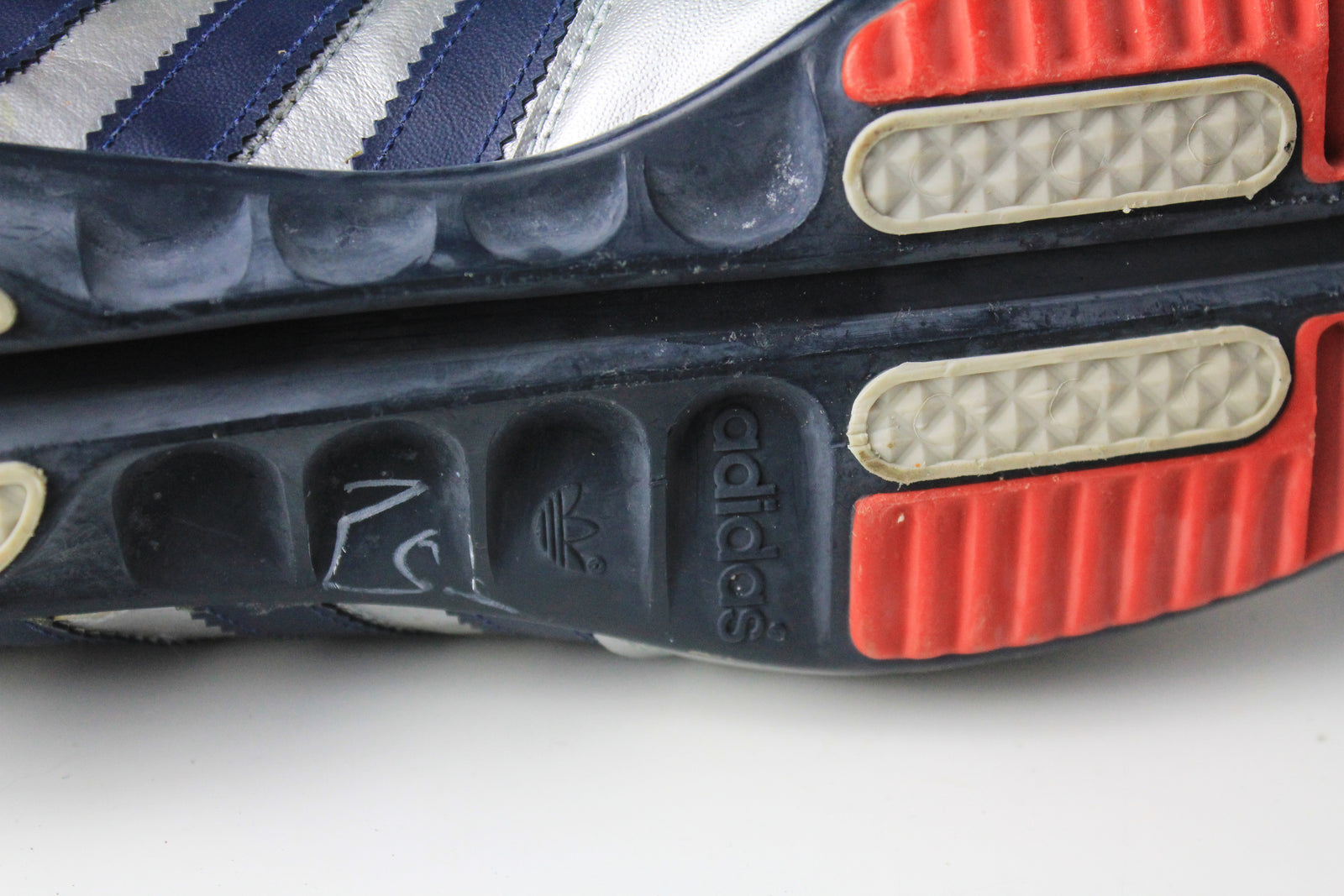 Vintage Adidas Sarajevo 1984 Olympic Ski Shoes Women's US 6 – dla dushy