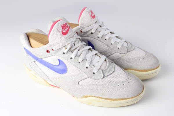 Vintage Nike Sneakers Women's US 6.5 gray suede trainers shoes 90s sport style swoosh 
