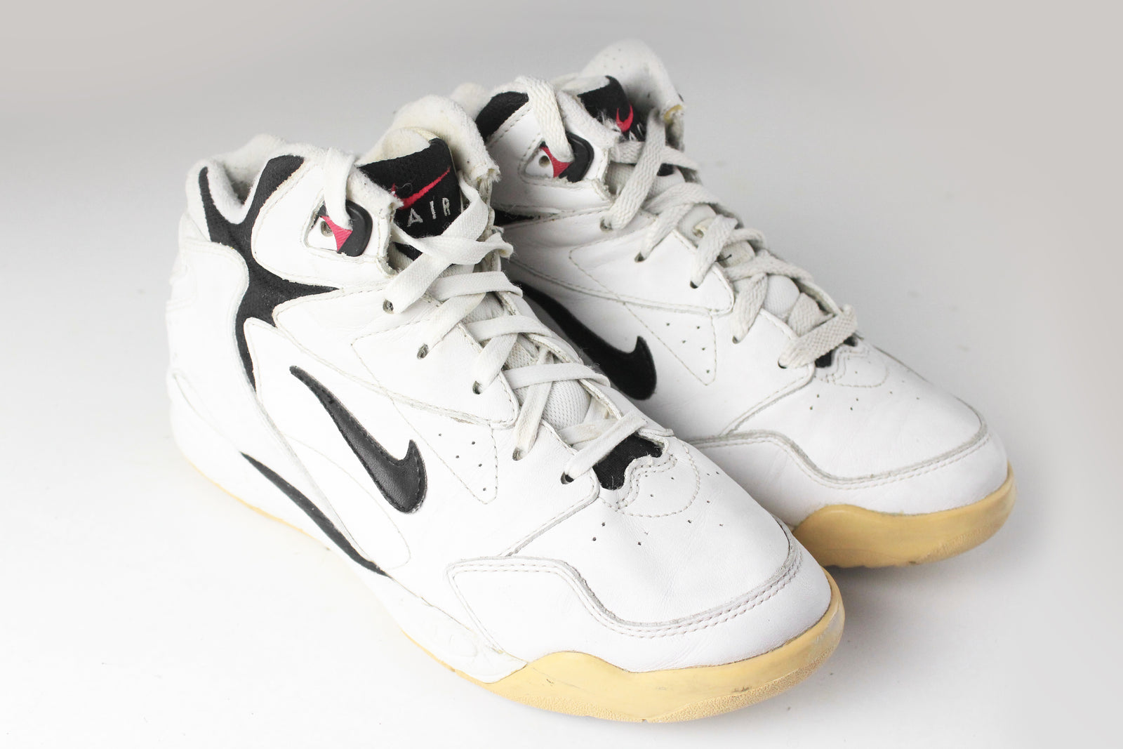 vintage nike shoes 90s