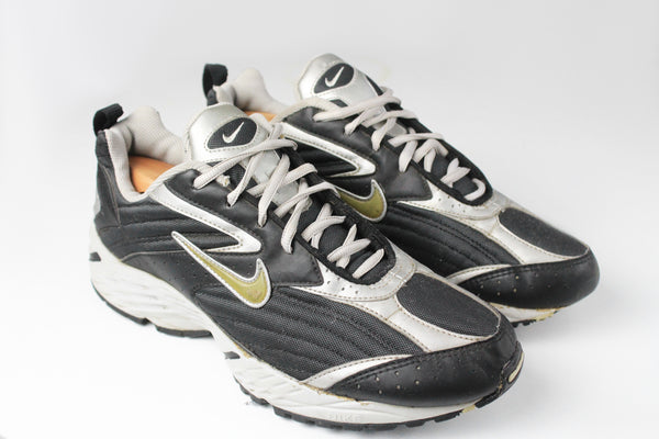 Vintage Nike Sneakers US 10 black 90s retro classic trainers sport style shoes