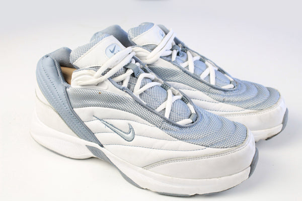 Vintage Nike Sneakers Women's US 8.5 white blue 90s retro sport style streetwear Air trainers shoes