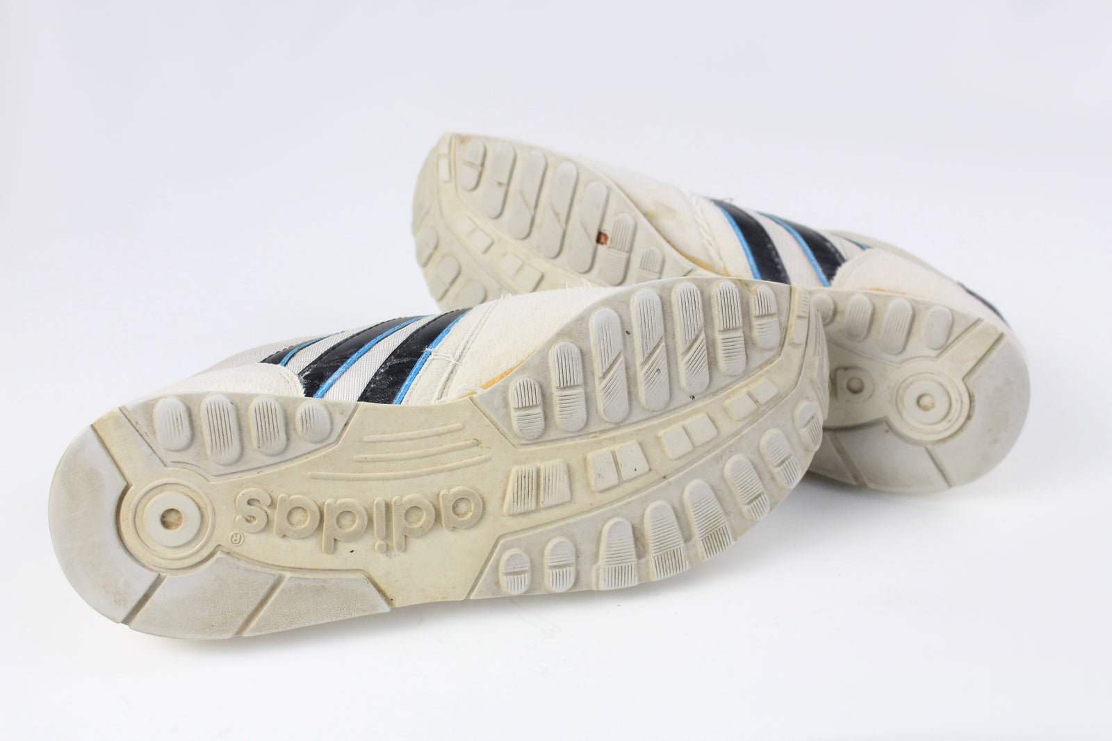 Vintage Adidas Sneakers US 7 – dla dushy