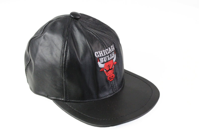 Vintage Chicago Bulls Leather Cap black big logo made in USA 90s retro style Michael Jordan hat NBA Basketball