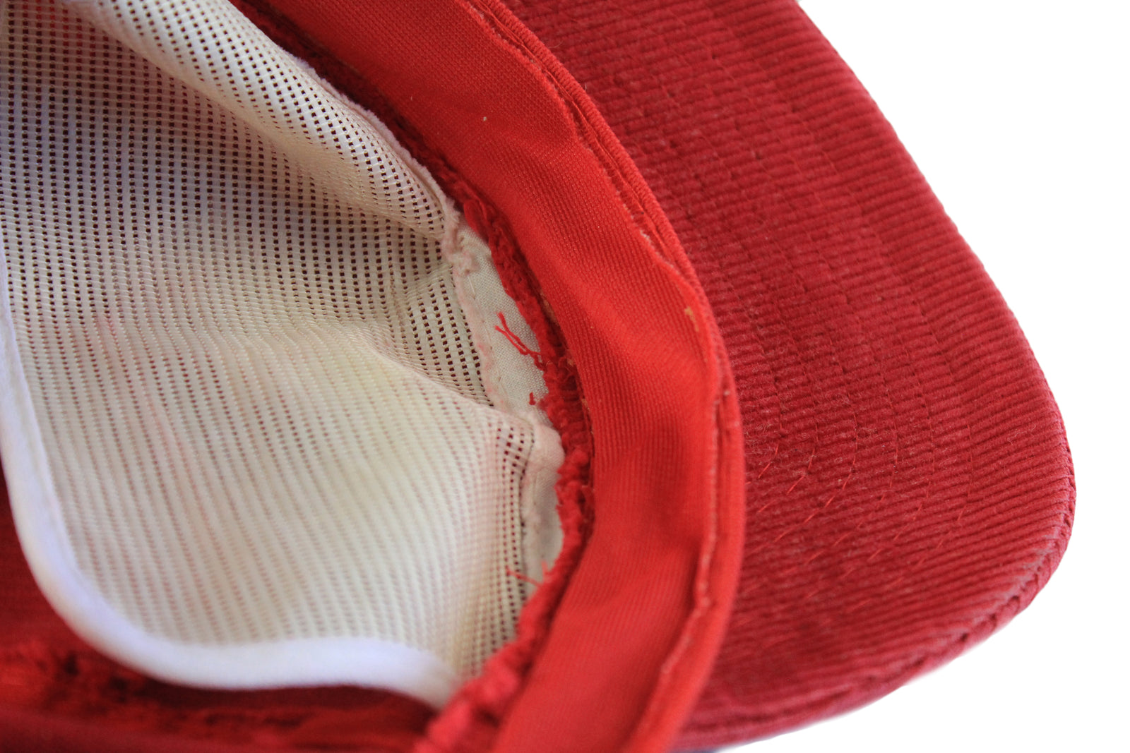 Vintage Marlboro Corduroy Cap – dla dushy