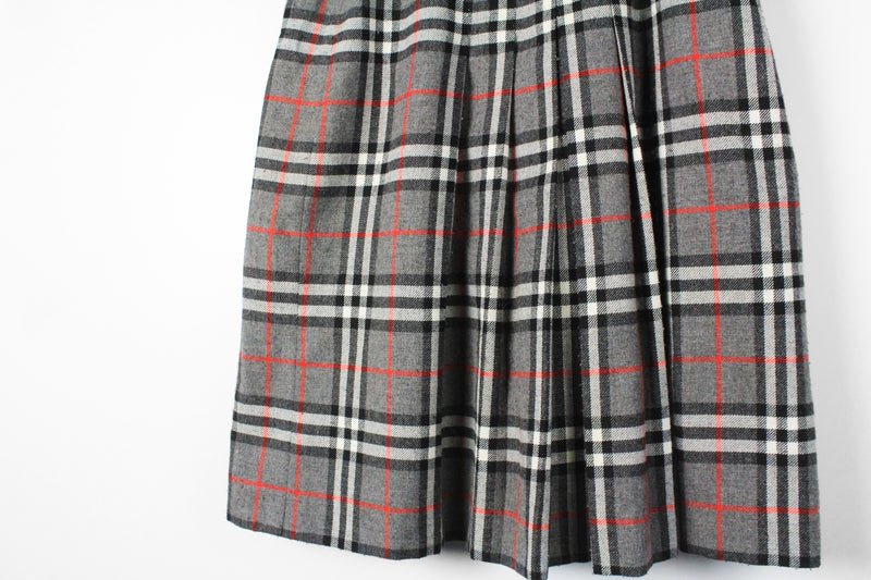 Vintage Burberrys Skirt Women's Medium