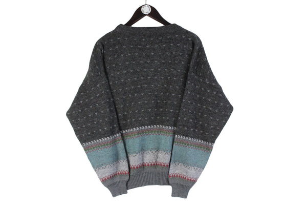 Vintage Sweater Medium