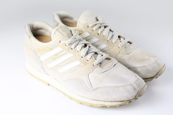 Vintage Adidas Sneakers gray trainers  white casual trainers retro sport style 90s athletic shoes