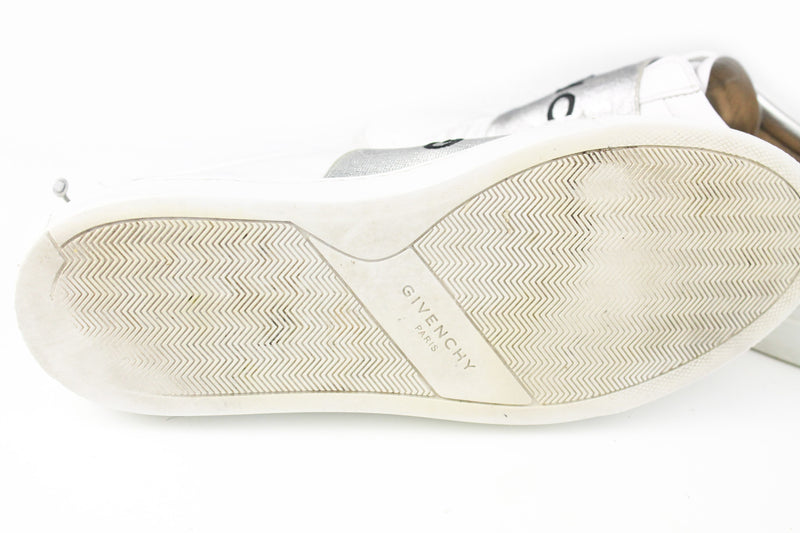 Givenchy Sneakers EUR 40