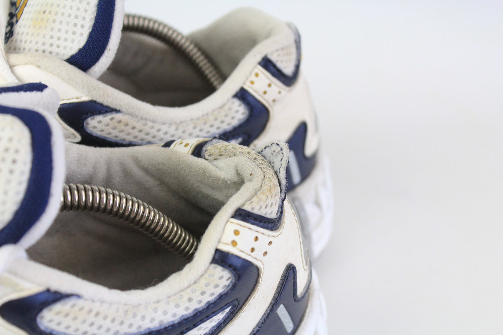 Vintage Adidas Sneakers US 9.5 – dla dushy